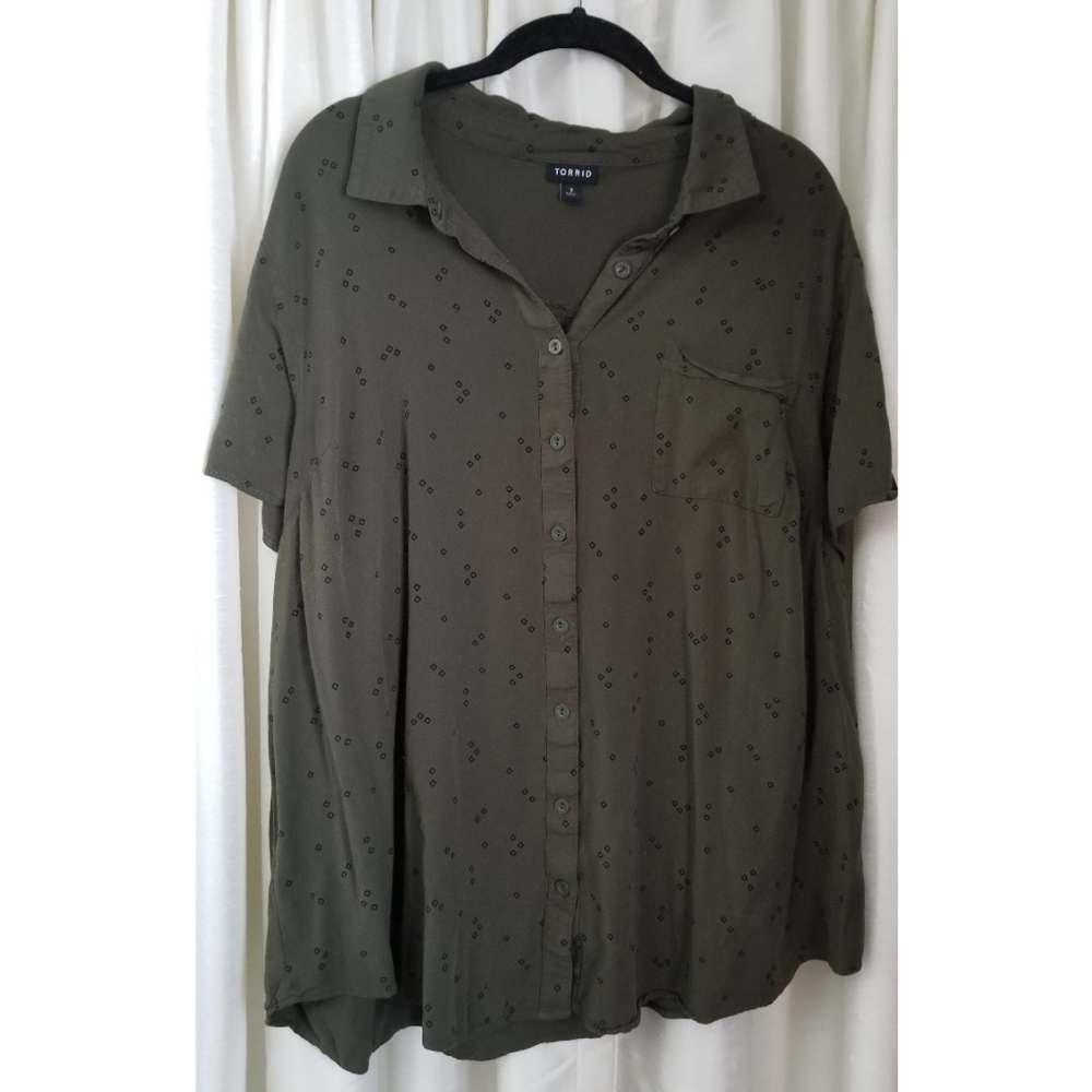 Torrid Olive Green button up Top